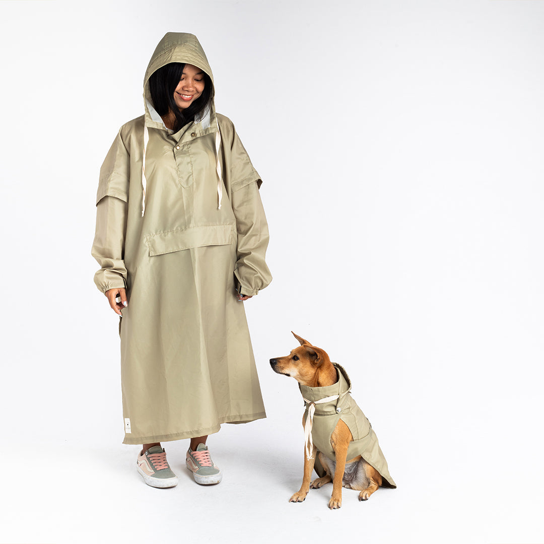 NEW Raincoat